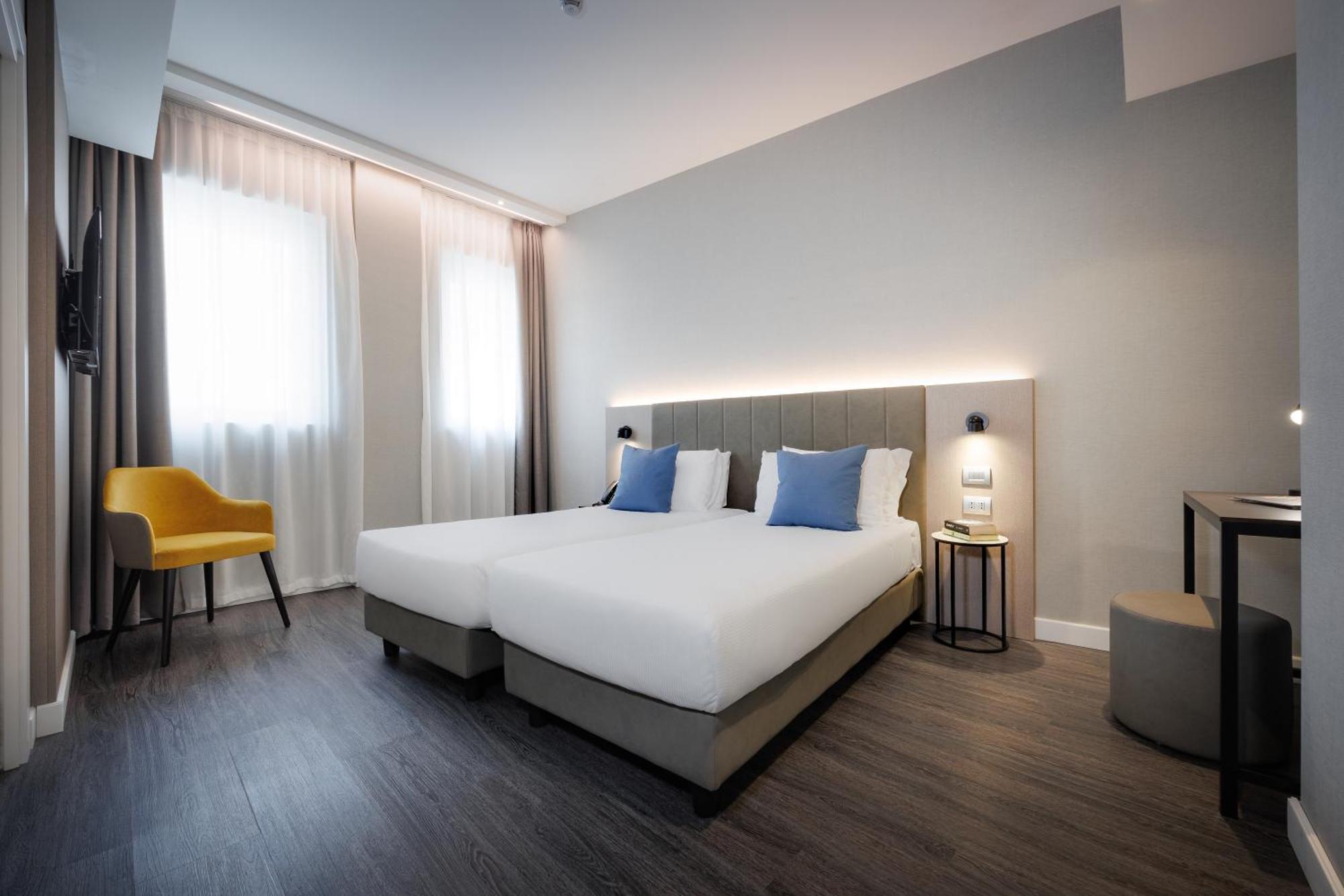 Ih Hotels Milano Centrale — Foto 1